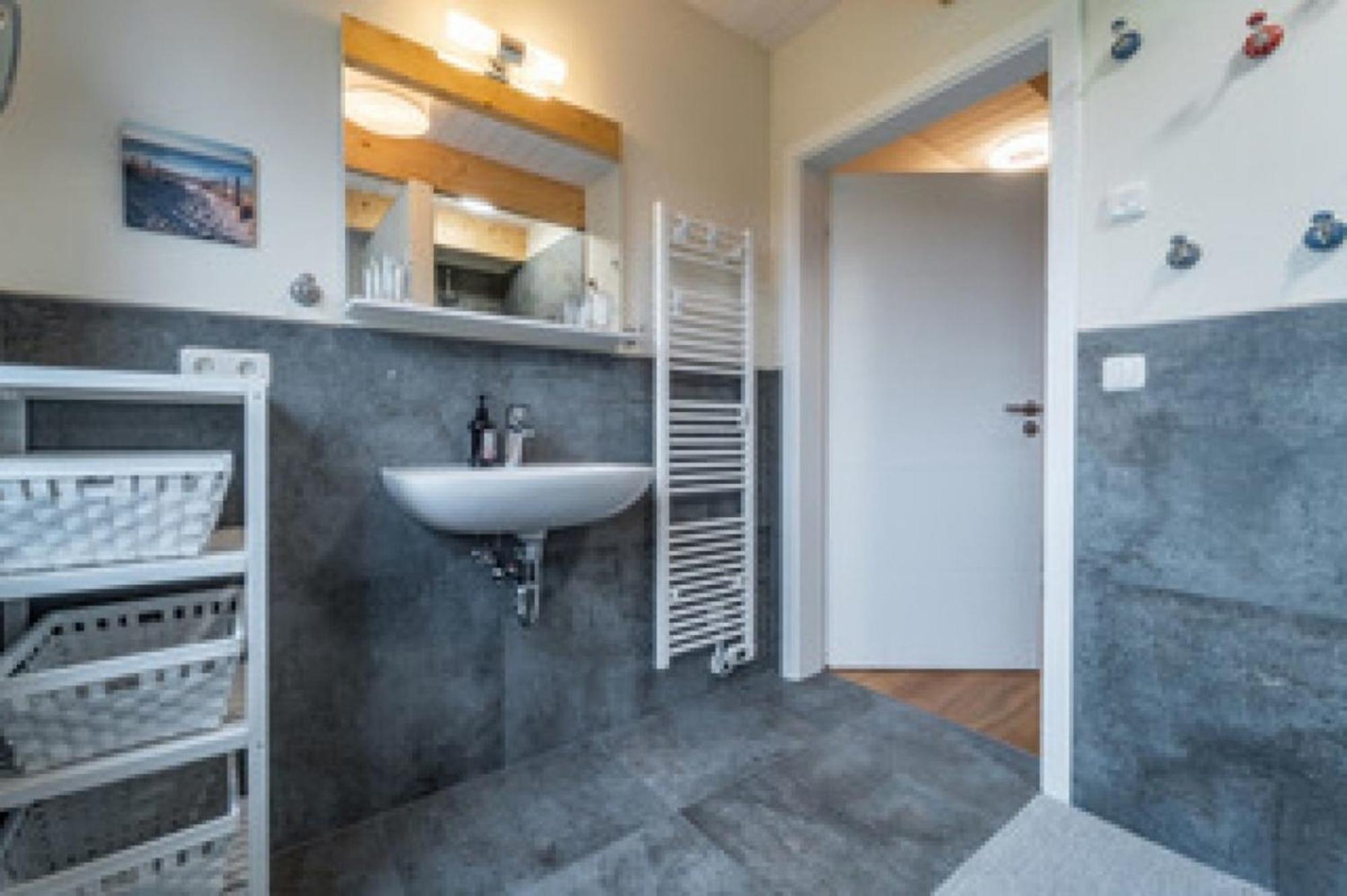 Koje Momme Apartment Busum Bagian luar foto